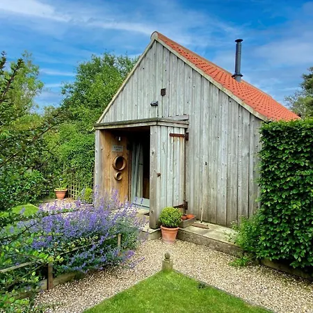 1 Bed In Whitby Oc-g0157 Semesterbostad